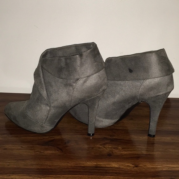 Charlotte Russe Gray High Heeled Ankle Booties - Picture 5 of 5